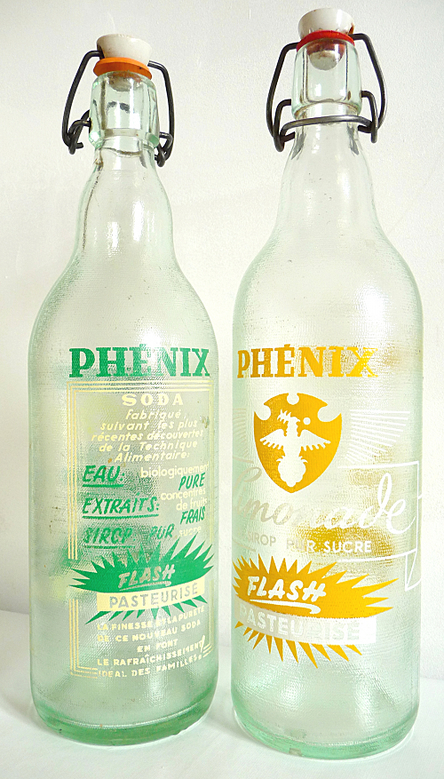 Bouteilles de limonade "Phoénix"